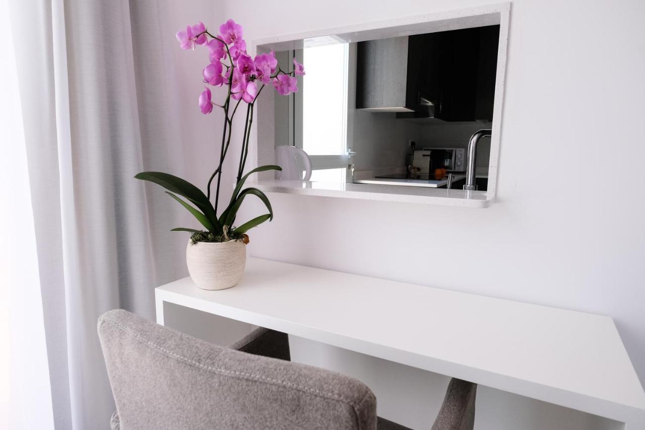 Sal Mar Suites Санта-Эулалия-дель-Рио Экстерьер фото