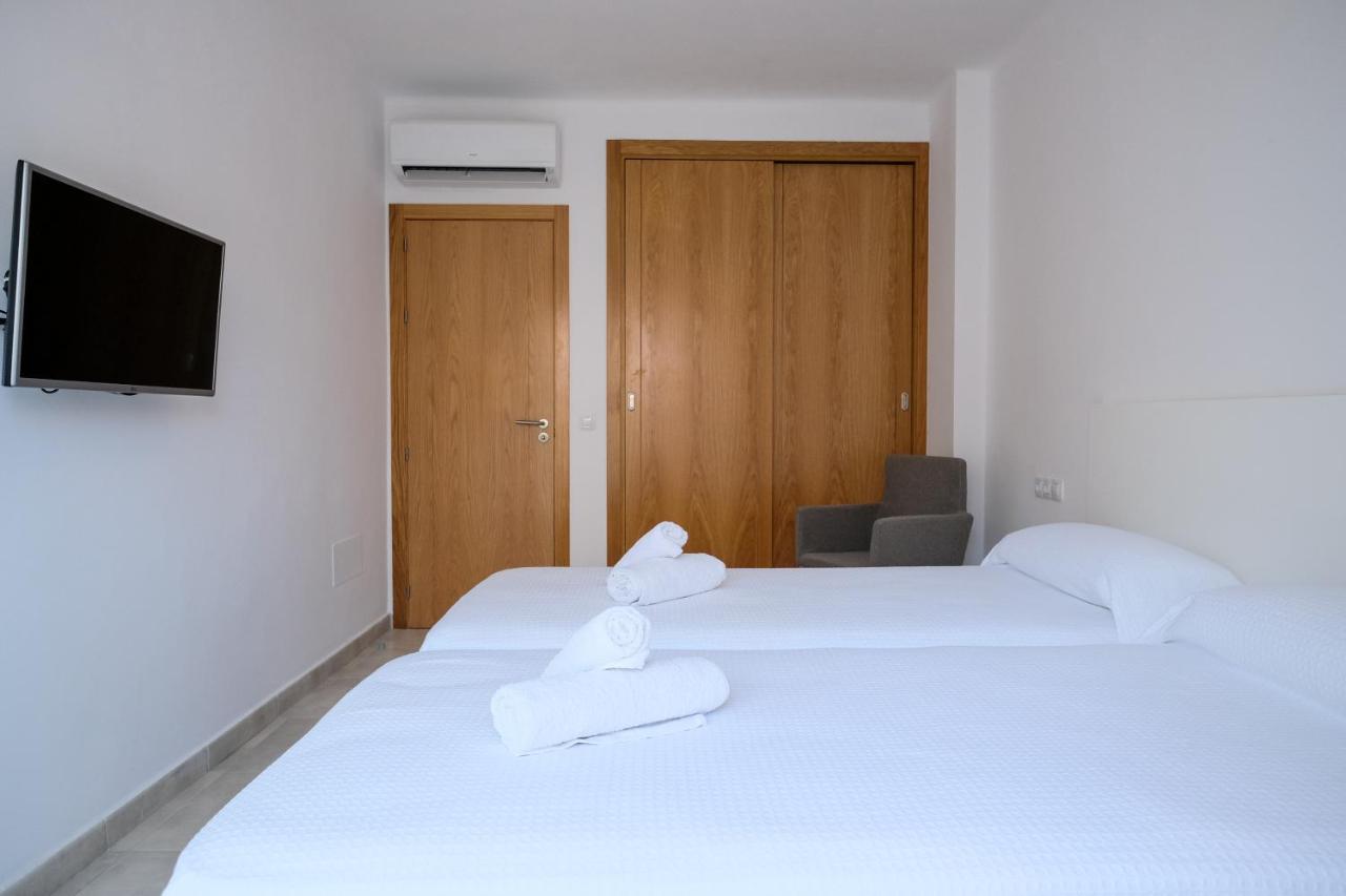 Sal Mar Suites Санта-Эулалия-дель-Рио Экстерьер фото